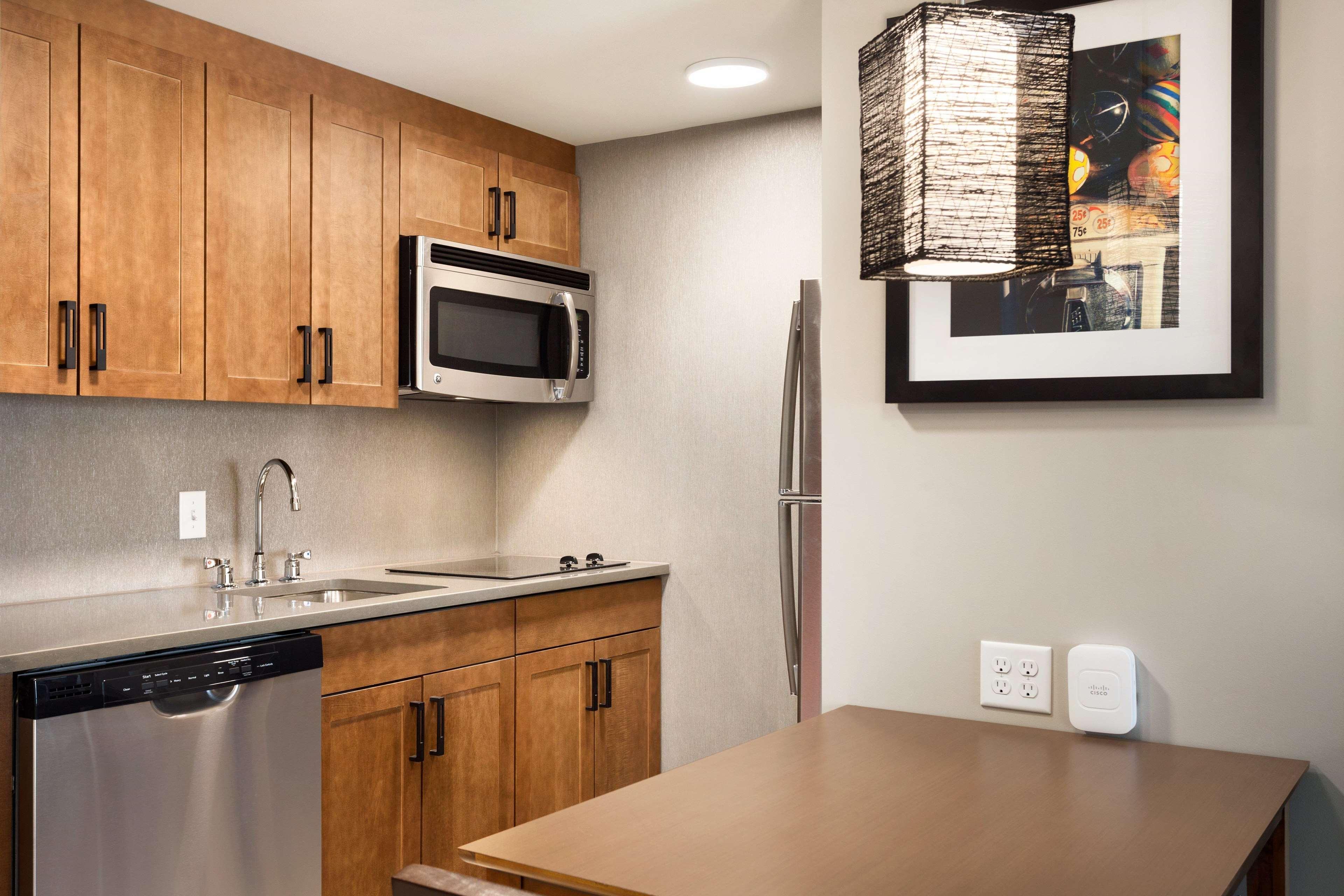 Homewood Suites By Hilton Syracuse - Carrier Circle East Syracuse Eksteriør billede