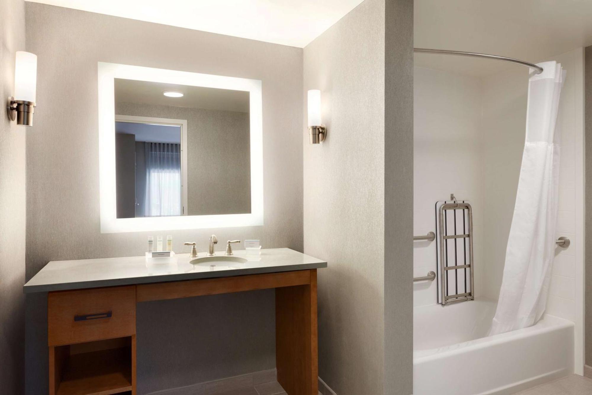 Homewood Suites By Hilton Syracuse - Carrier Circle East Syracuse Eksteriør billede