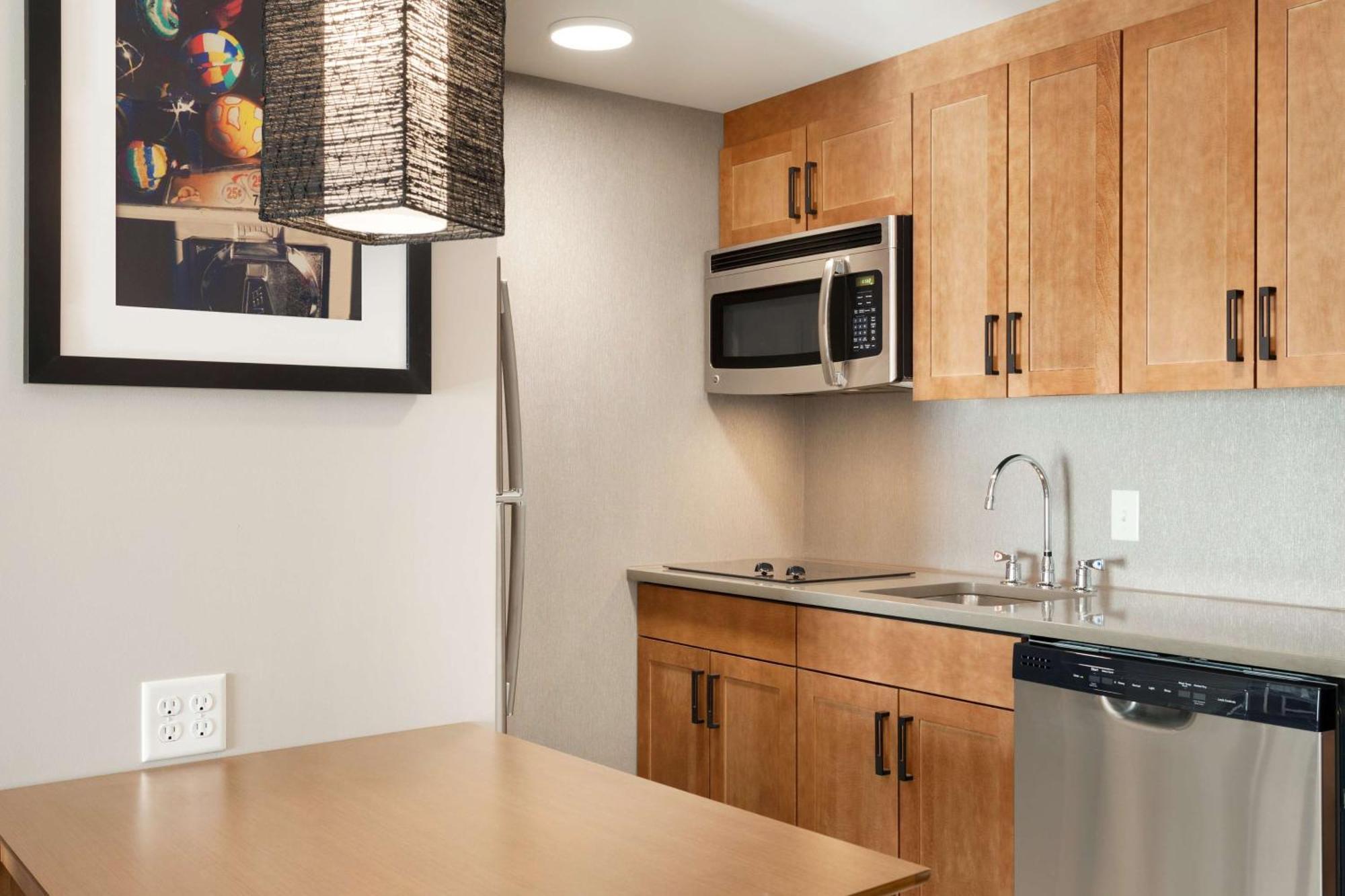 Homewood Suites By Hilton Syracuse - Carrier Circle East Syracuse Eksteriør billede