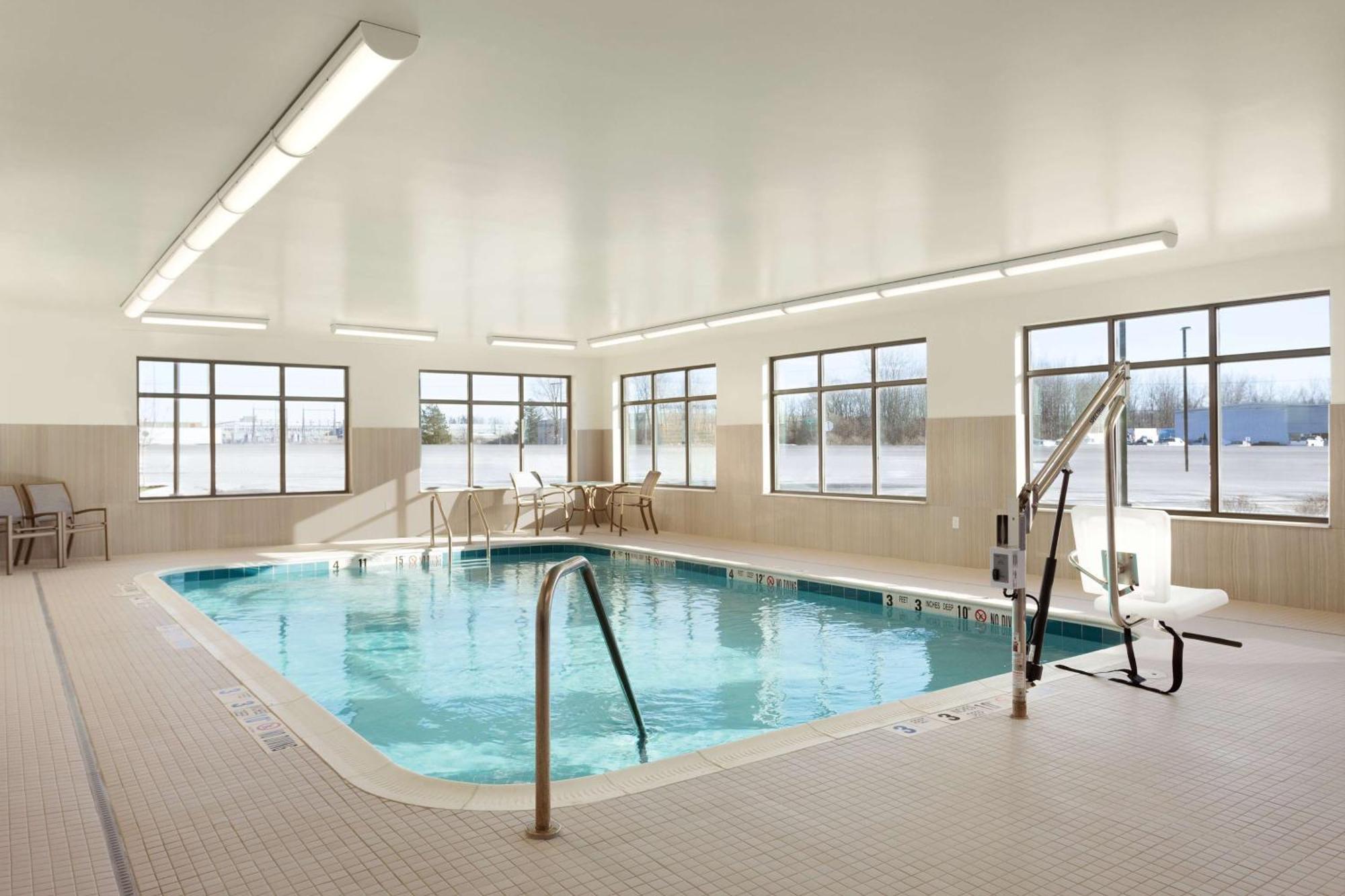 Homewood Suites By Hilton Syracuse - Carrier Circle East Syracuse Eksteriør billede